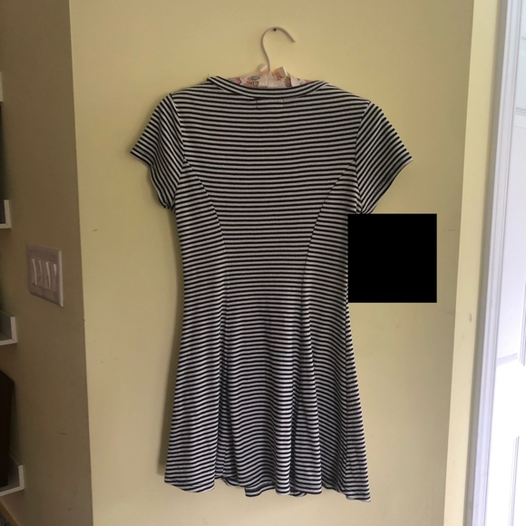 Monteau Los Angeles Short Striped Summer Dress - Picture 3 of 5